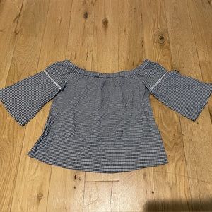 Women’s Abericrombie and Fitch top, size XS